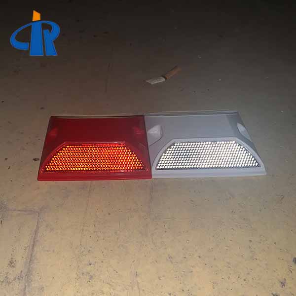 Green Solar Road Stud Reflector Company In UAE